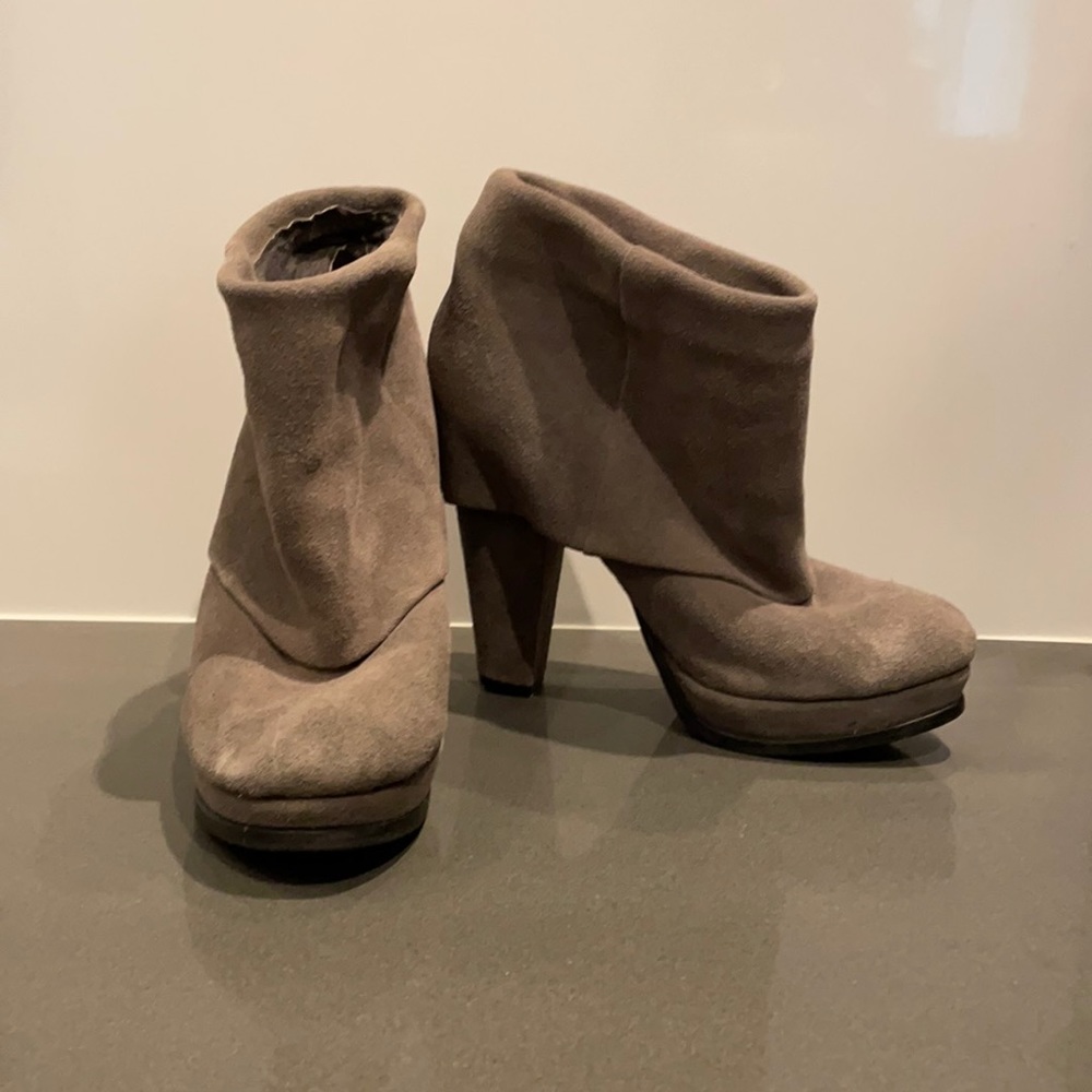 Steve Madden Boots w/Heel